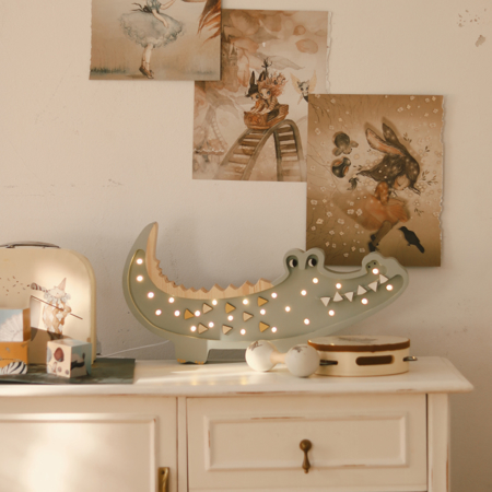 Immagine di Little Lights® Lampada in legno fatta a mano Crocodile Pastel Khaki