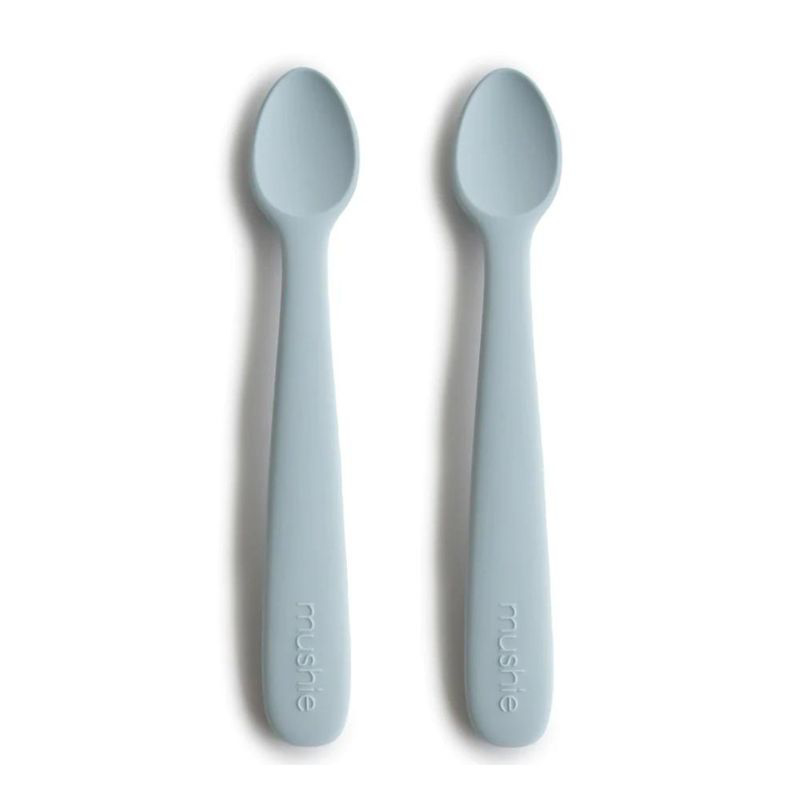 Immagine di Mushie®  Set di due cucchiai in silicone Powder Blue